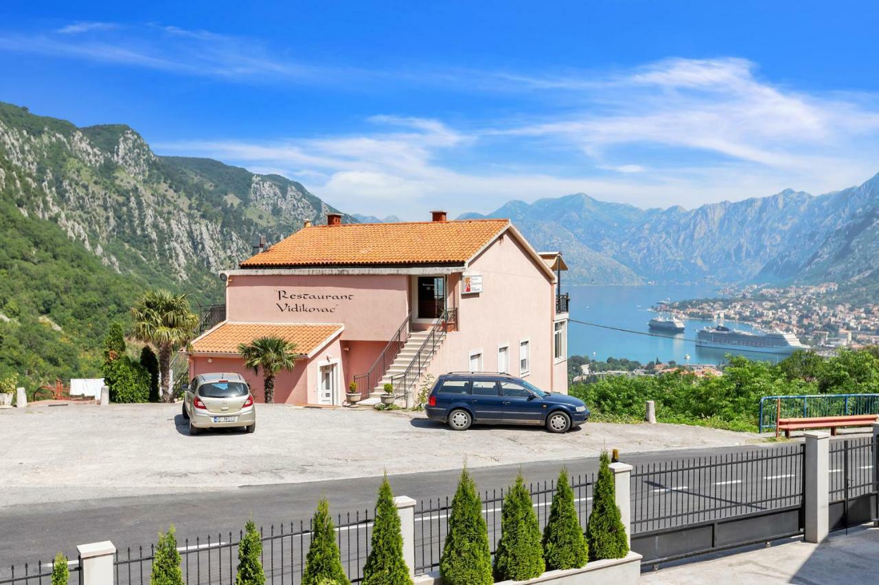 Apartments Vidikovac Inn Kotor Exteriör bild